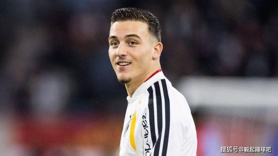 19岁德甲天才遭英超哄抢！布莱顿领跑切尔西纽卡斯尔，球员父母已点头